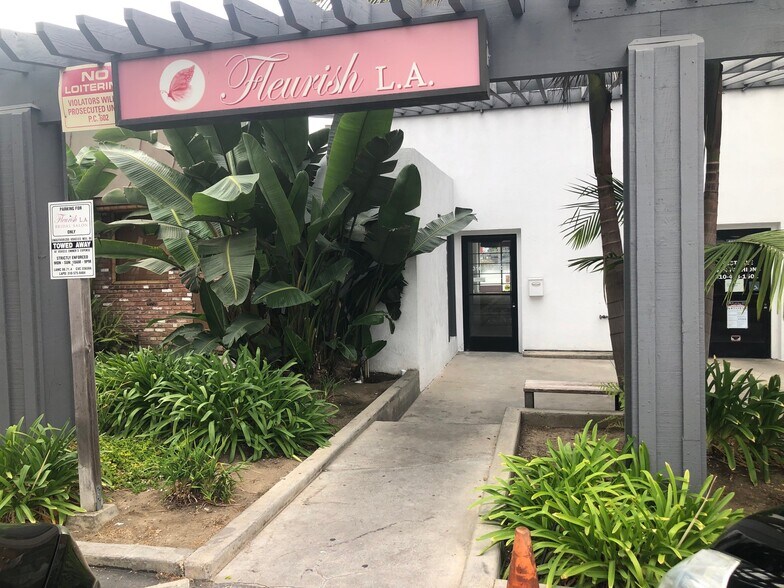 More Photos Of 11263 National Blvd, Los Angeles Storefront For Lease