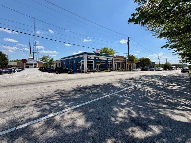 More Photos Of 12471 Veterans Memorial Hwy, Douglasville Specialty For Lease