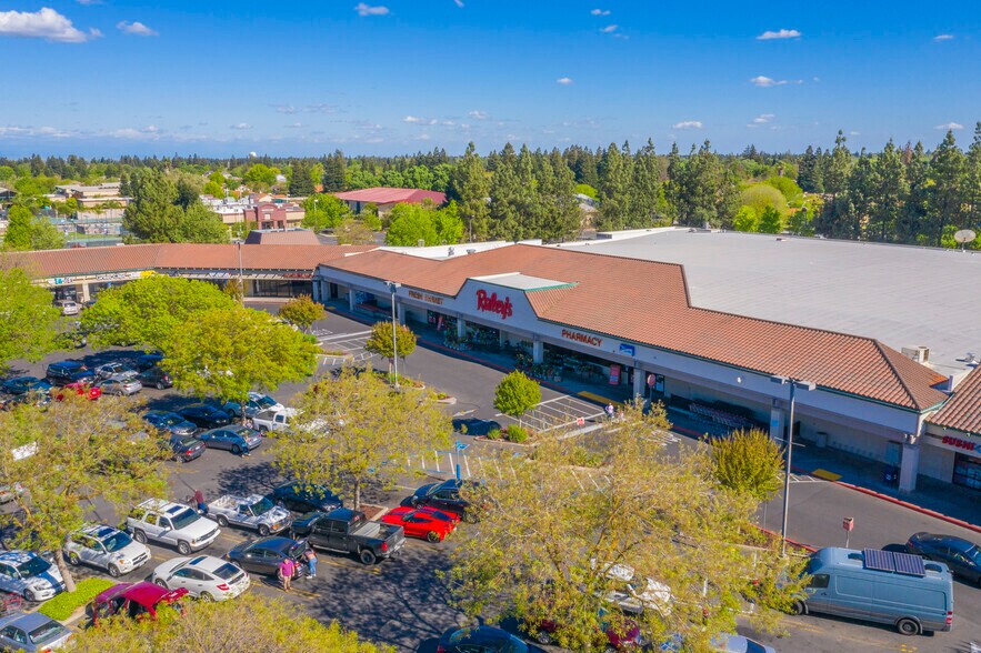 More Photos Of 3518-3572 G St, Merced Unknown For Lease
