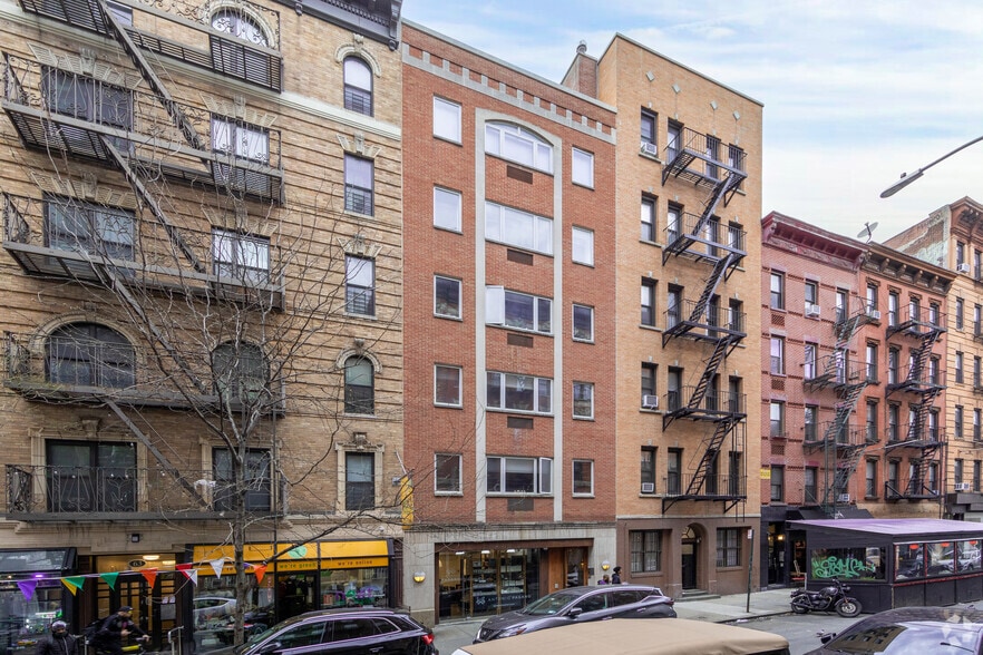 More Photos Of 65 Thompson St, New York Apartments For Sale
