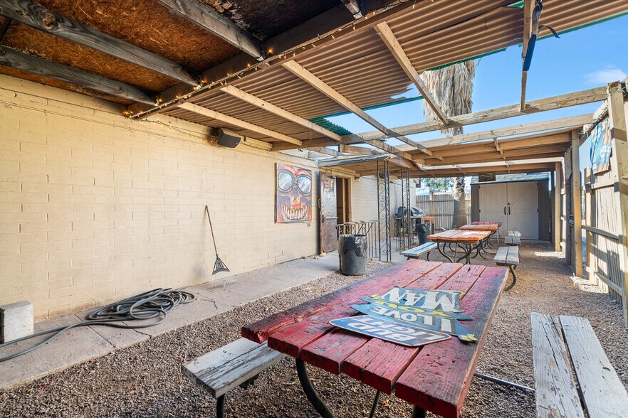 More Photos Of 2747 N Stone Ave, Tucson Restaurant For Sale