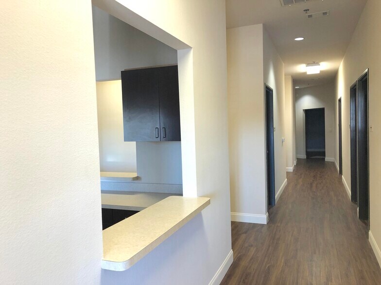 More Photos Of 6513 Preston Rd, Plano Office For Sale