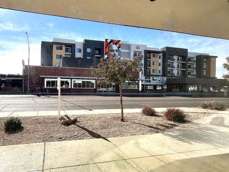 More Photos Of 1718-1726 E McDowell Rd, Phoenix Storefront For Lease