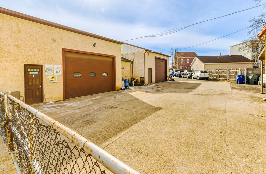 More Photos Of 25 State St, Glassboro Auto Repair For Sale