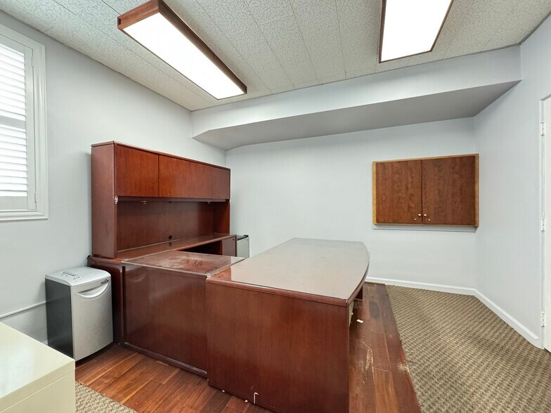 More Photos Of 211 N Magnolia Ave, Orlando Office For Lease