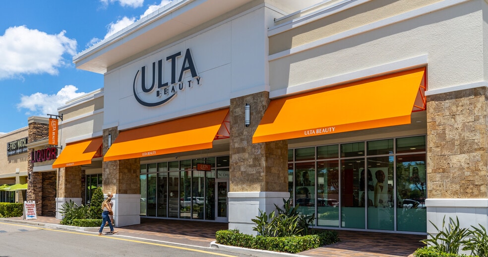 More Photos Of 7400 Cortez Rd W, Bradenton Unknown For Lease