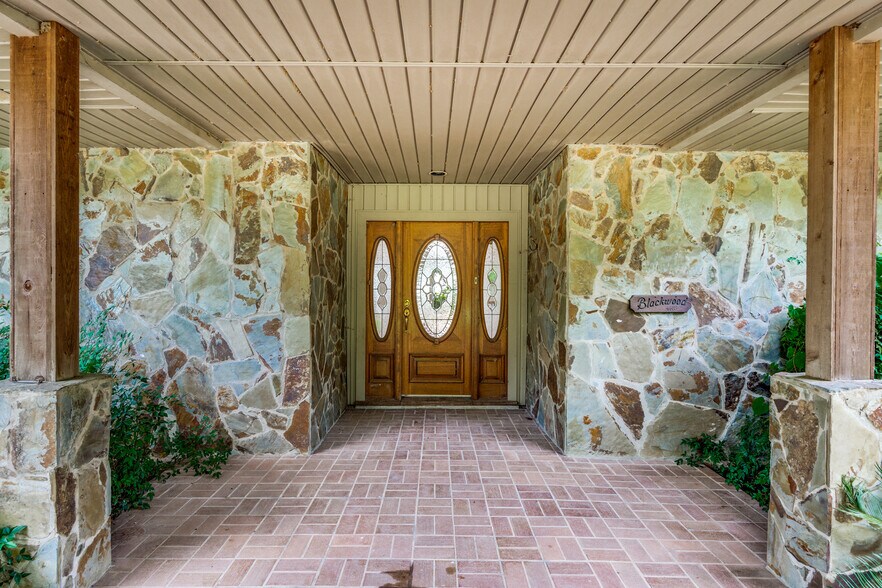 More Photos Of 19410 Nehoc Ln, Humble Land For Sale