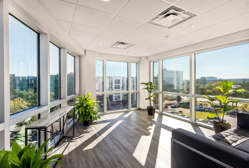 More Photos Of 3500 E Fletcher Ave, Tampa Medical For Lease