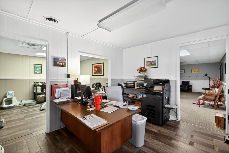 More Photos Of 305 Crump St, Goldsboro Warehouse For Sale