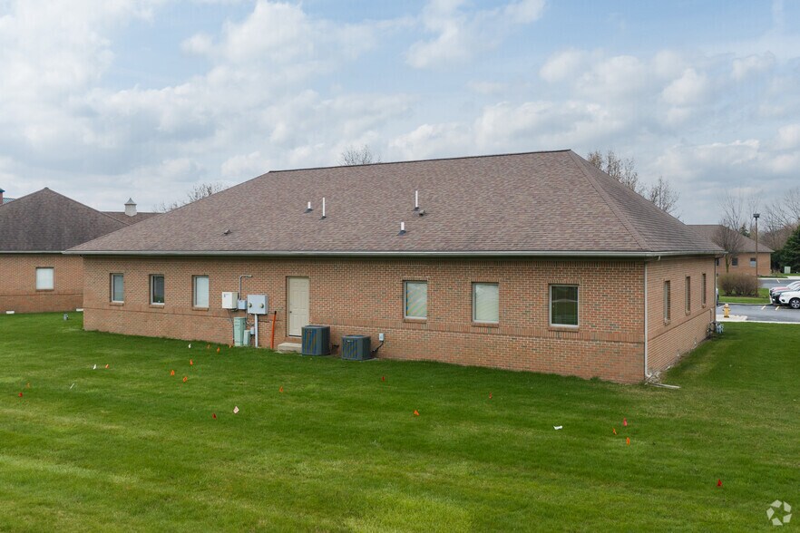 More Photos Of 900 W South Boundary St, Perrysburg Unknown For Sale