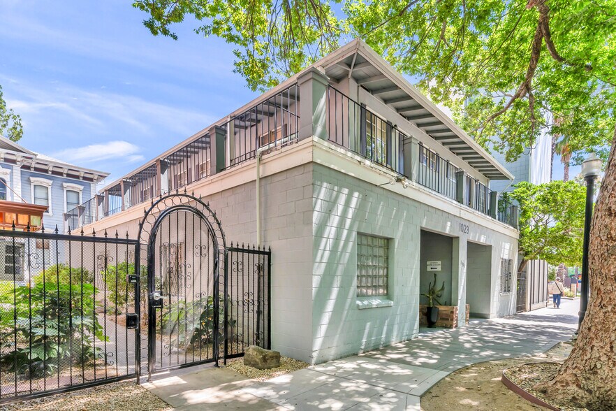 More Photos Of 1021 H St, Sacramento Apartments For Sale