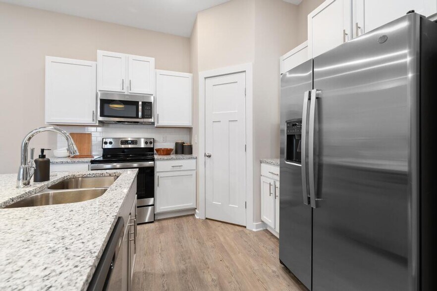 More Photos Of 3513 W 45th St S, Wichita Apartments For Sale