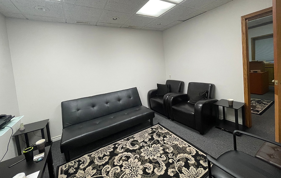 More Photos Of 545 Telfer St S, Winnipeg Storefront Retail Office For Sale