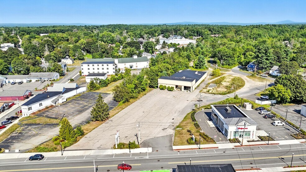 More Photos Of 250 Central St, Winchendon Drugstore For Lease