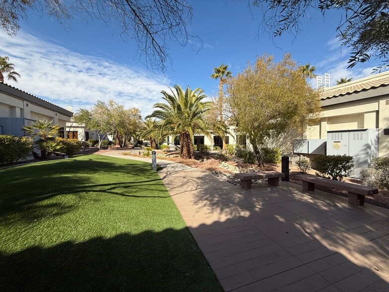 More Photos Of 7930 W Sahara Ave, Las Vegas Office For Sale