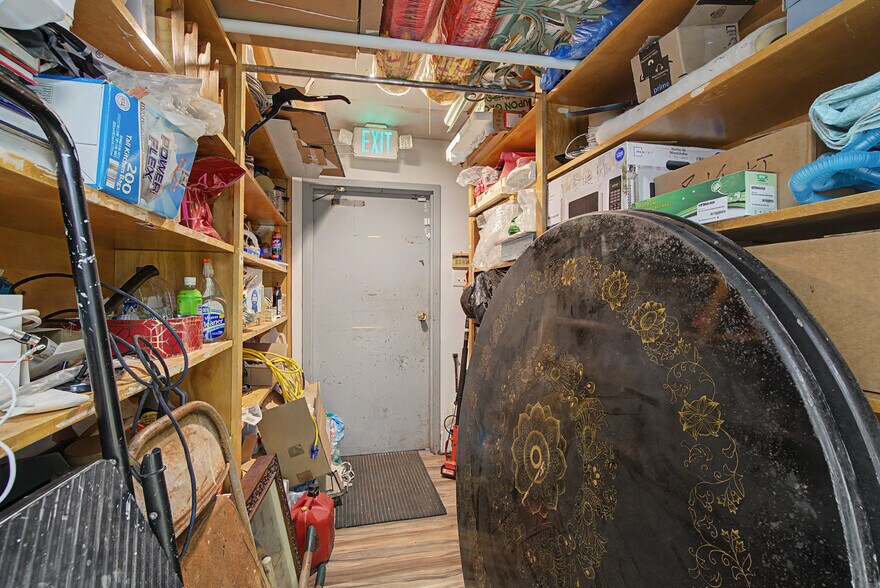 More Photos Of 71 Midtown Park W, Mobile Medical For Sale