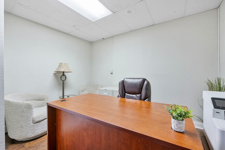 More Photos Of 1730 E Commercial Blvd, Fort Lauderdale Medical For Sale