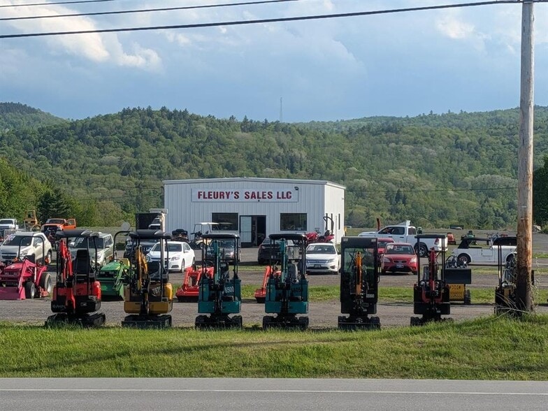 Primary Photo Of 926 John Stark Hwy, Newport General Retail For Sale