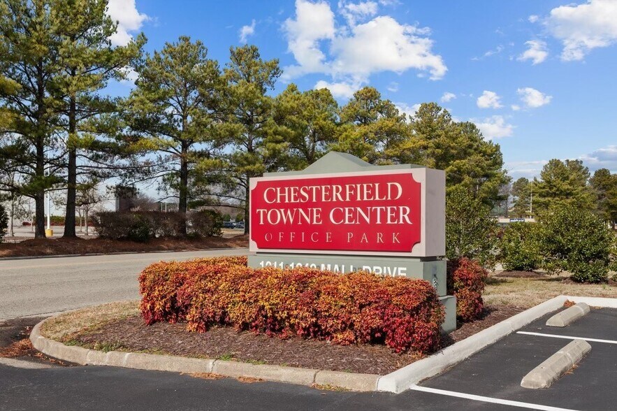 More Photos Of 1211-1221 Mall Dr, Richmond Office For Lease