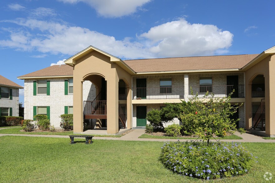 More Photos Of 2501 Hibiscus Ave, McAllen Apartments For Sale