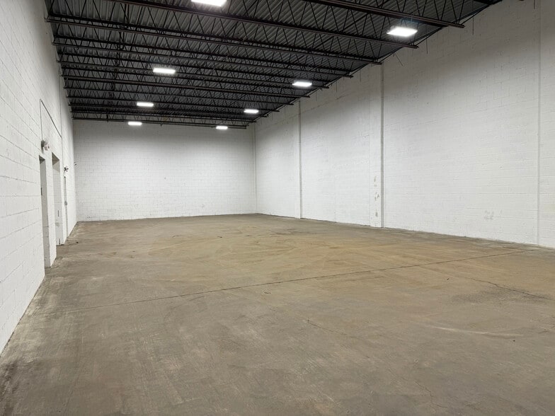 More Photos Of 1249 N Quebec St, Allentown Distribution For Lease