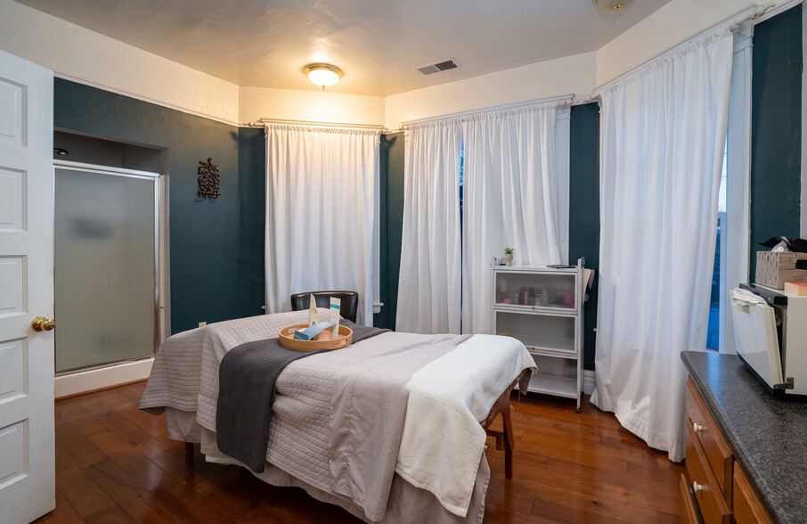 More Photos Of 242 W Liberty St, Reno Office Residential For Sale