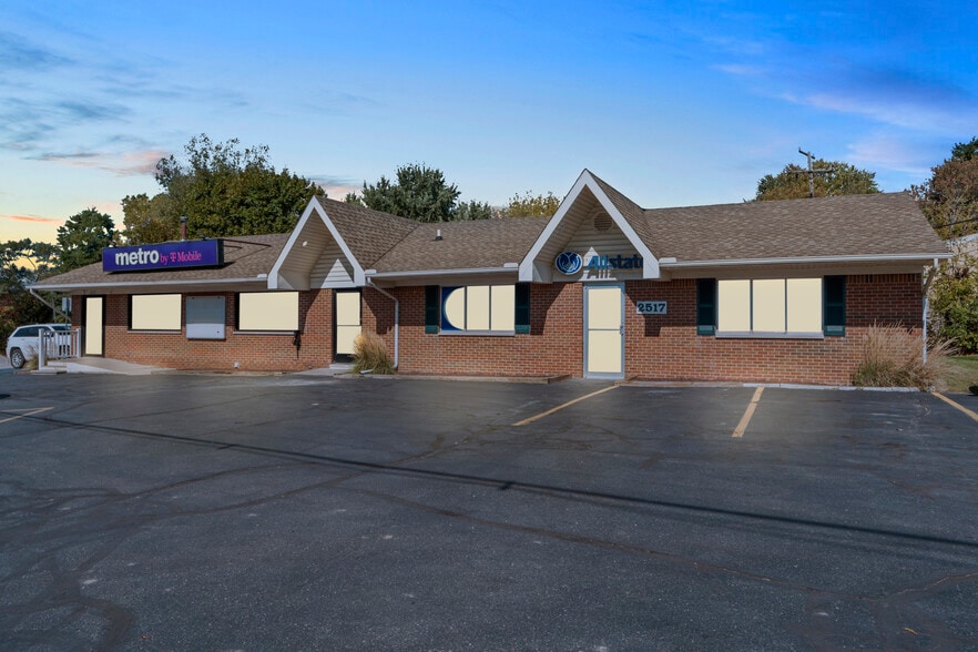 More Photos Of 2473-2517 E Grand River Ave, Howell Office For Sale