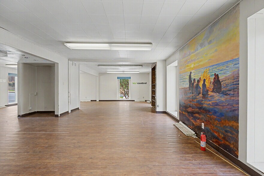 More Photos Of 1117 10th St, Huntsville Office For Lease