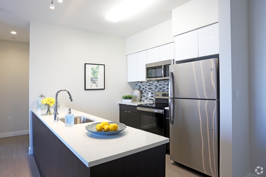 More Photos Of 600 Atlantic Ave, Atlantic City Apartments For Lease