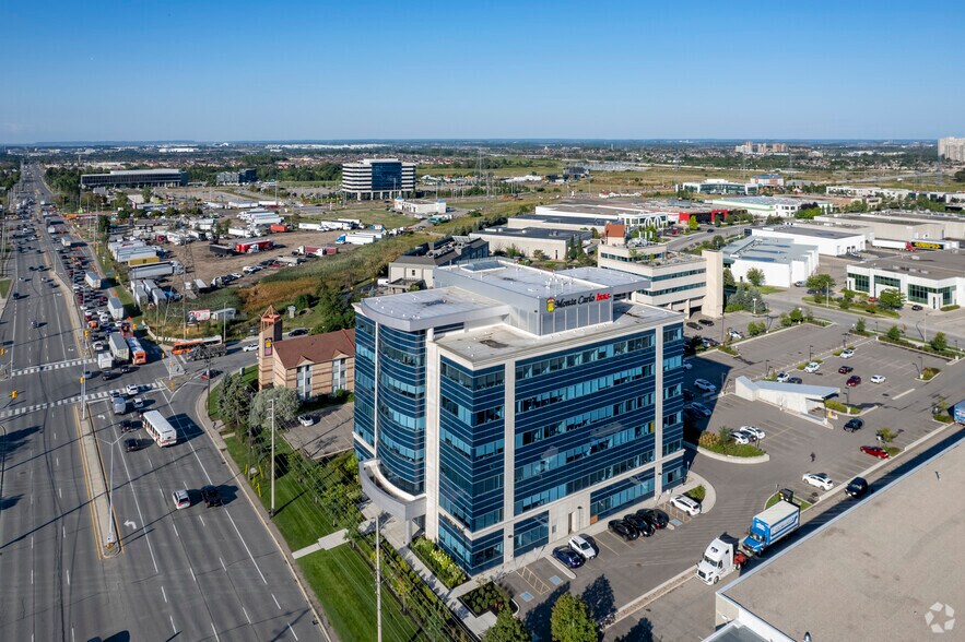More Photos Of 218 Export Blvd, Mississauga Office For Lease