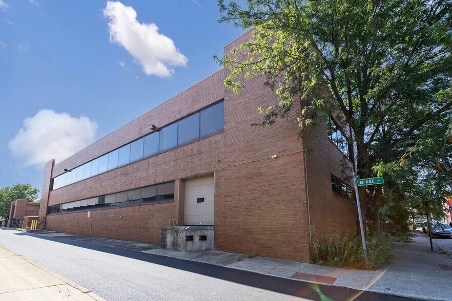 More Photos Of 195 N Grant Ave, Columbus Office For Sale