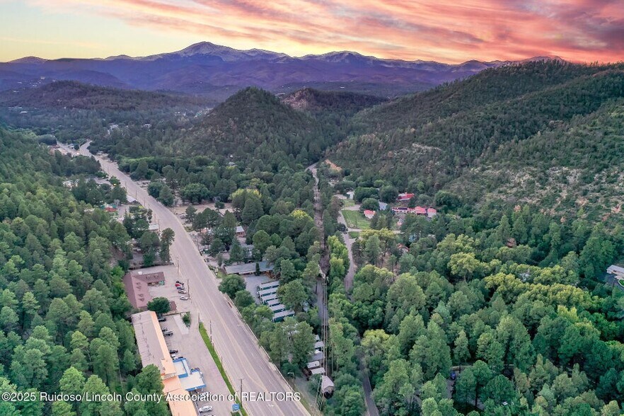More Photos Of 616 Sudderth Dr, Ruidoso General Retail For Sale