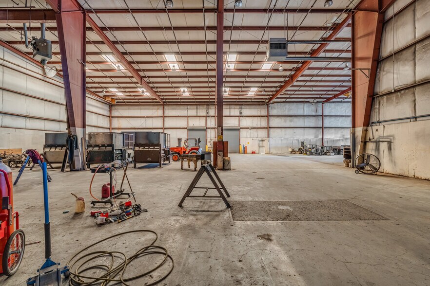 More Photos Of 8384 Highway 18, Vernon Flex For Sale
