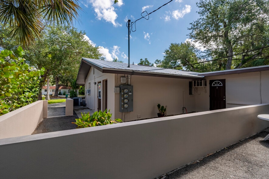 More Photos Of 23087 Central Ave, Port Charlotte Multifamily For Sale