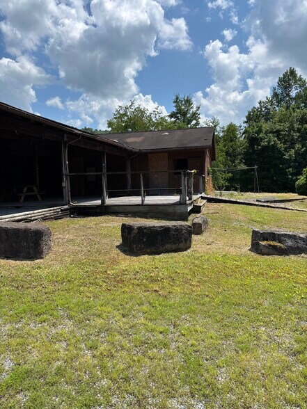 More Photos Of 414 Milroy Grose, Lansing Land For Sale