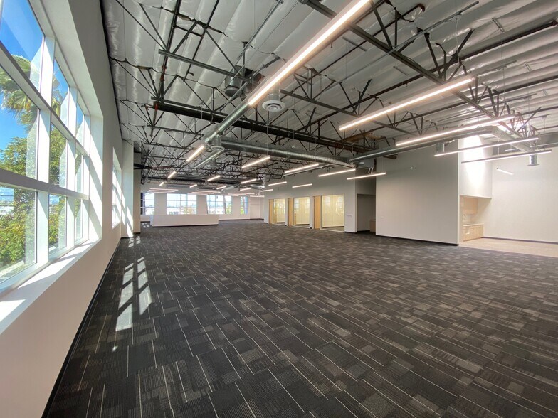 More Photos Of 2101 W Flotilla St, Montebello Warehouse For Lease