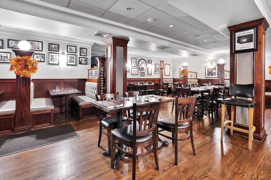 More Photos Of 33-35 W Central Ave, Pearl River Restaurant For Lease