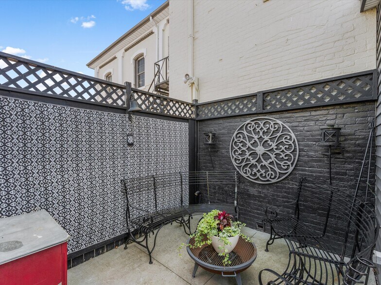 More Photos Of 9 Park St, Chatham Storefront For Sale