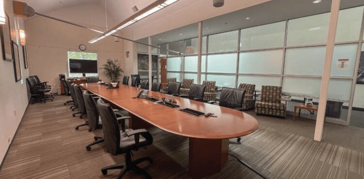 More Photos Of 3201 Quail Springs Pky, Oklahoma City Office For Sale