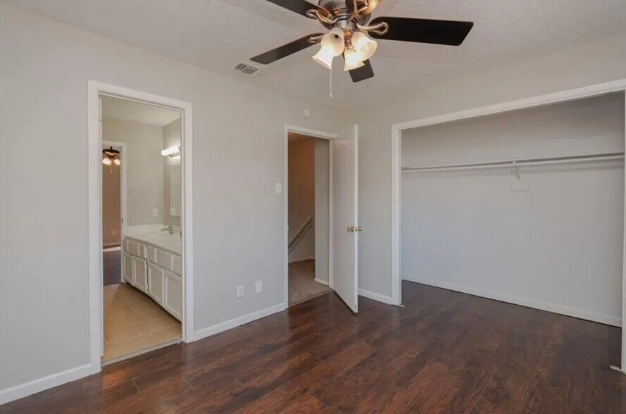 More Photos Of 2813 Wimbledon Ct, Garland Multifamily For Sale