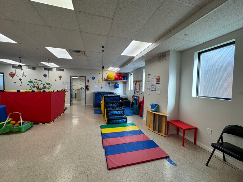 More Photos Of 8746 20th Ave, Brooklyn Medical For Sale