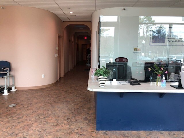 More Photos Of 154 Turnpike Rd, Southborough Storefront Retail Office For Lease