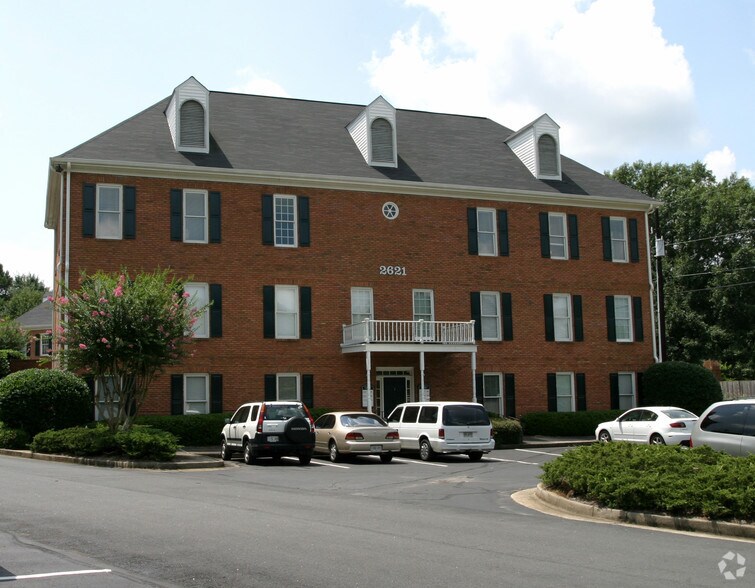 2621 Sandy Plains Rd, Marietta, GA 30066 Office For Lease