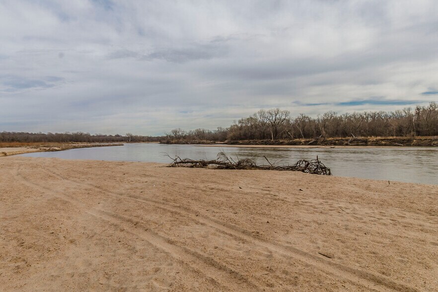More Photos Of 79+/- Acres on 272nd Rd. Rd @ 41st Rd, Arkansas City Land For Sale