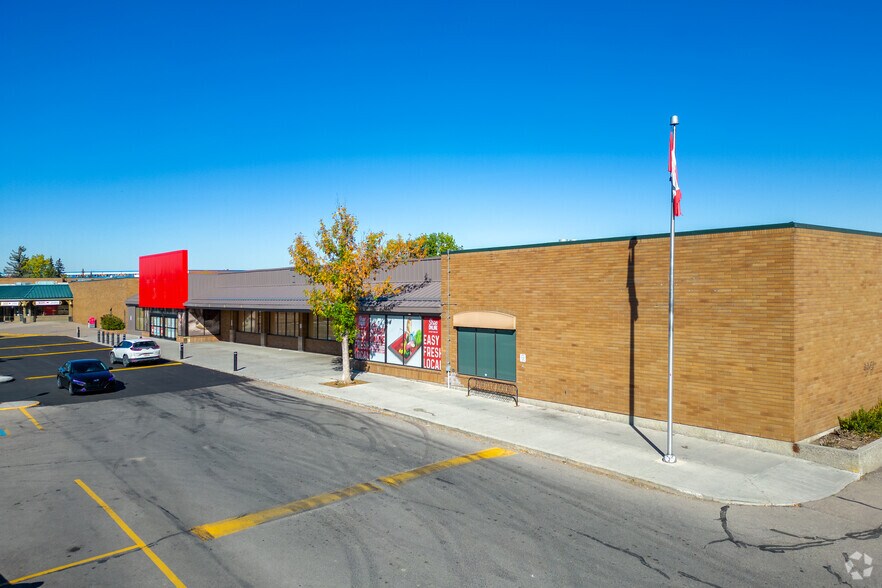 More Photos Of 2640 52nd St NE, Calgary Unknown For Lease