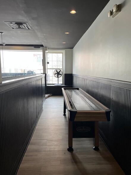 More Photos Of 224 Market St, Philadelphia Restaurant For Lease