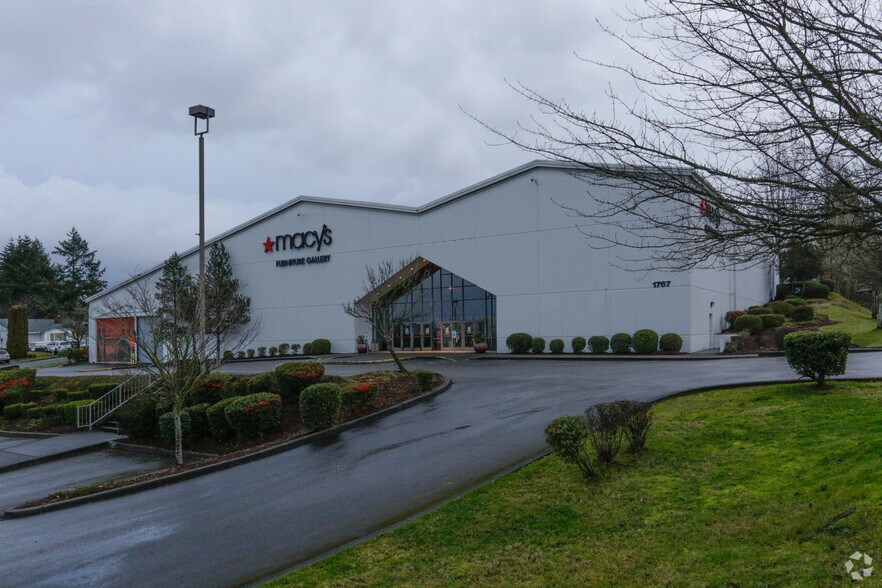More Photos Of 1767 S 48th St, Tacoma Freestanding For Lease