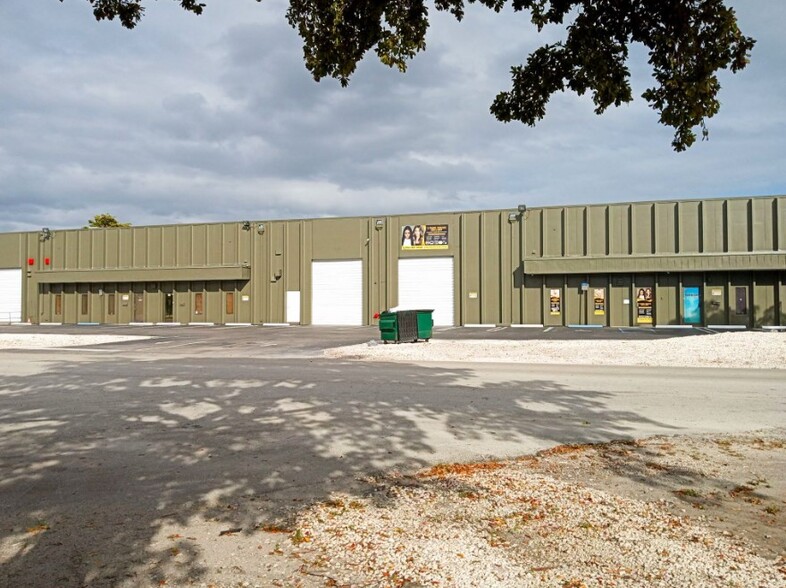 Primary Photo Of 16489-16497 NW 49th Ave, Hialeah Warehouse For Lease