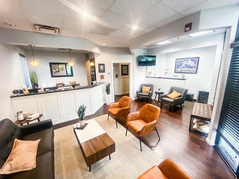 More Photos Of 4827 E Southern Ave, Mesa Medical For Sale