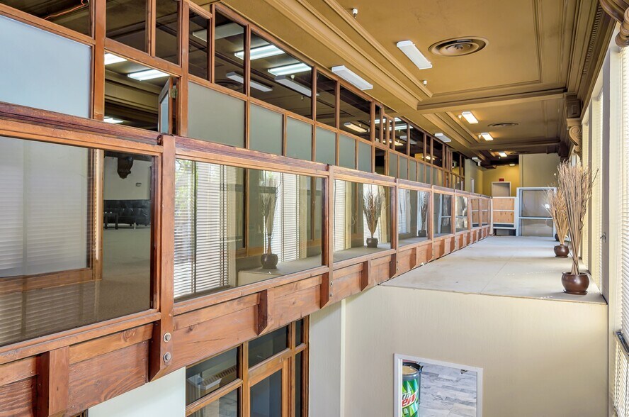 More Photos Of 415 Railroad Ave, Pittsburg Office For Sale